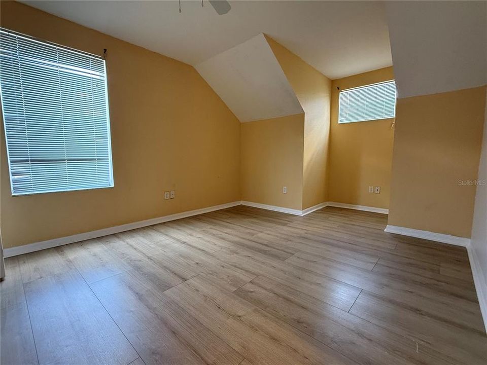 En Renta: $2,500 (4 camas, 2 baños, 1558 Pies cuadrados)