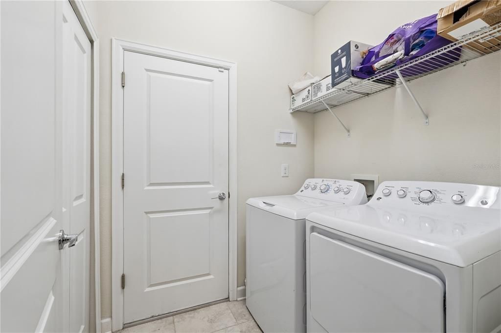 For Sale: $235,000 (2 beds, 2 baths, 1385 Square Feet)