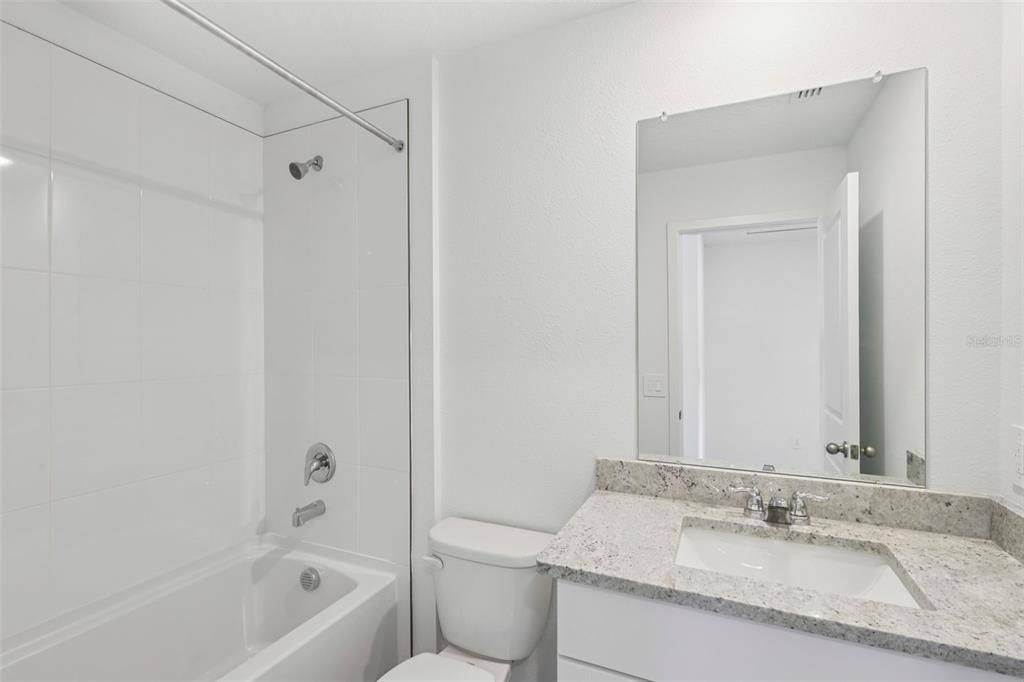 En Venta: $302,990 (3 camas, 2 baños, 1483 Pies cuadrados)