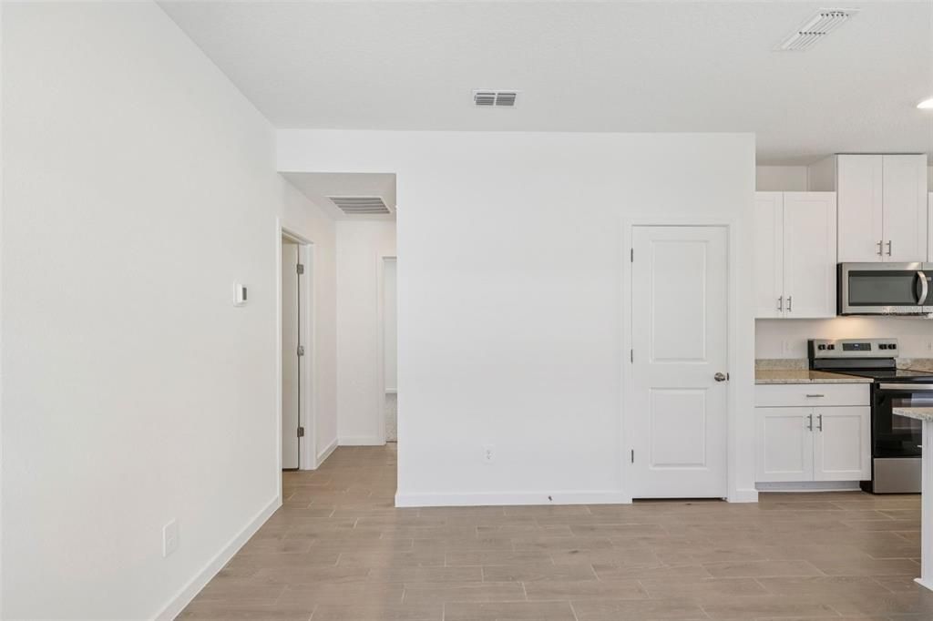 En Venta: $302,990 (3 camas, 2 baños, 1483 Pies cuadrados)