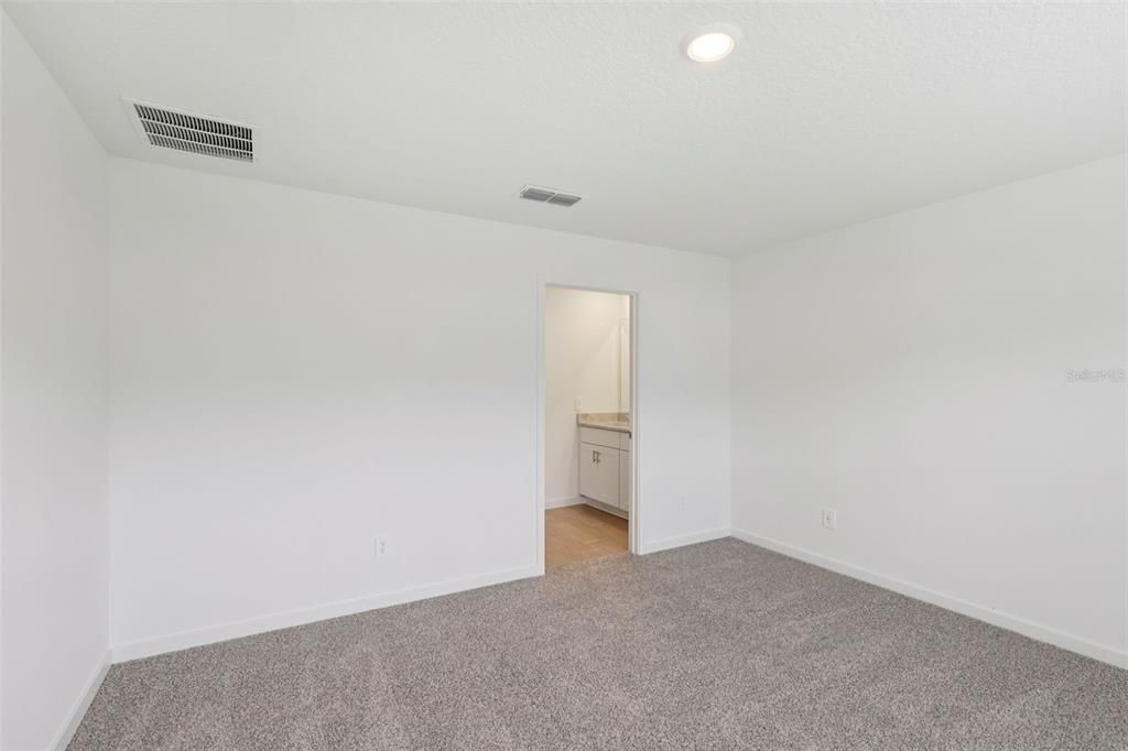 En Venta: $302,990 (3 camas, 2 baños, 1483 Pies cuadrados)