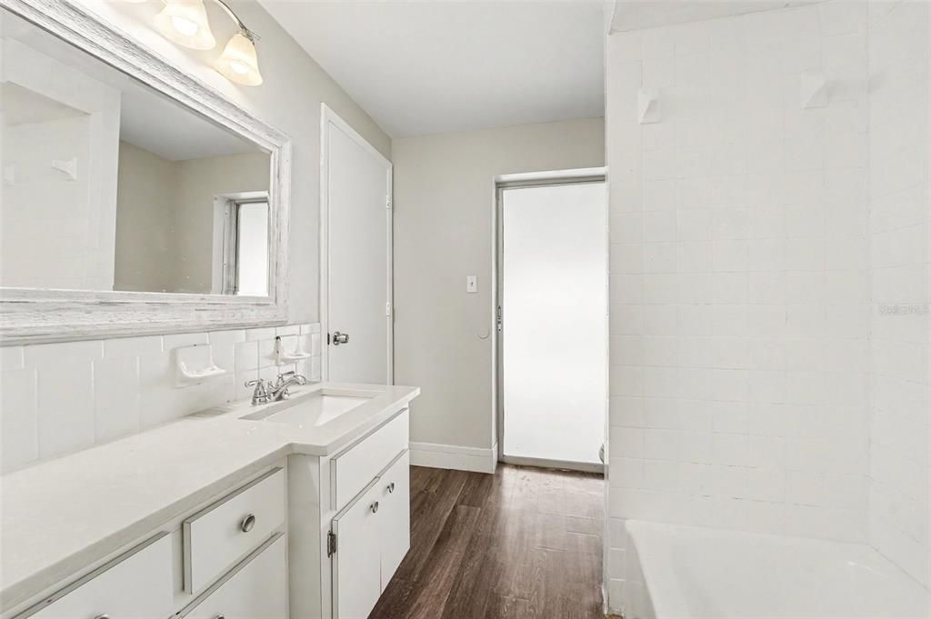 Active With Contract: $324,900 (4 beds, 2 baths, 1727 Square Feet)