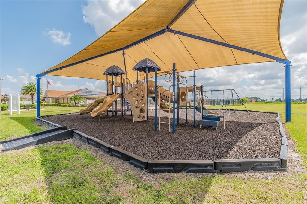 En Renta: $2,250 (4 camas, 3 baños, 1790 Pies cuadrados)
