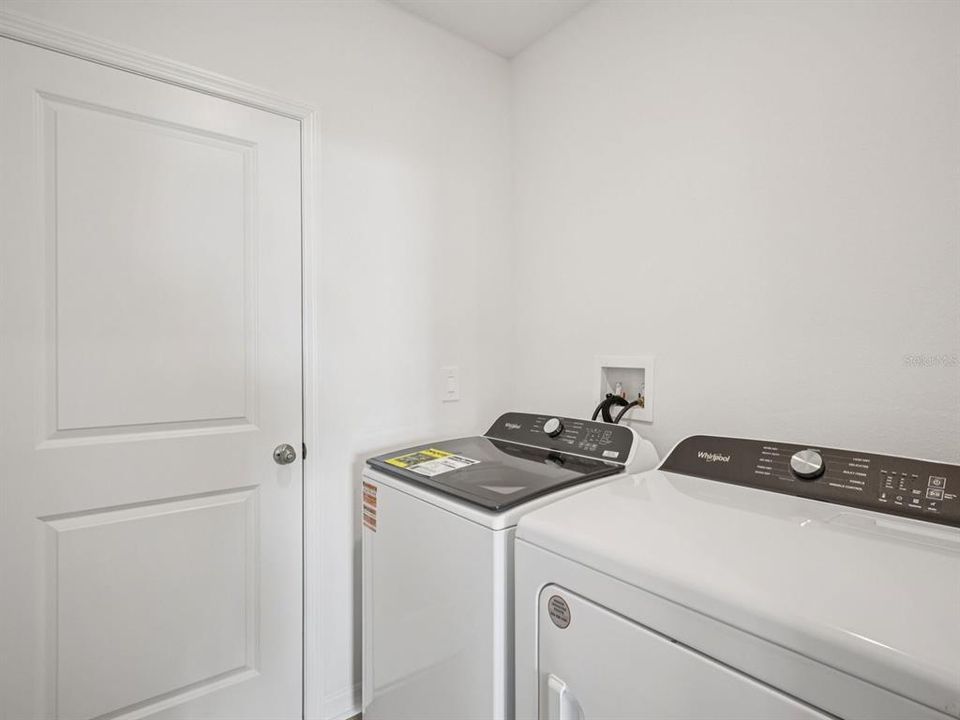 En Venta: $407,270 (4 camas, 2 baños, 2168 Pies cuadrados)