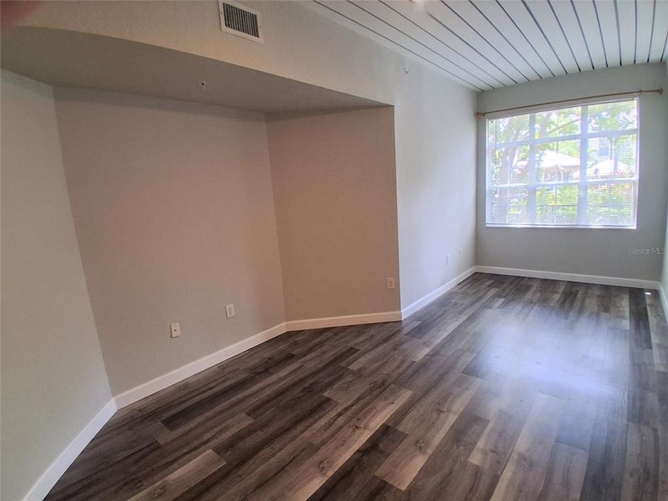 Activo con contrato: $1,850 (1 camas, 1 baños, 789 Pies cuadrados)
