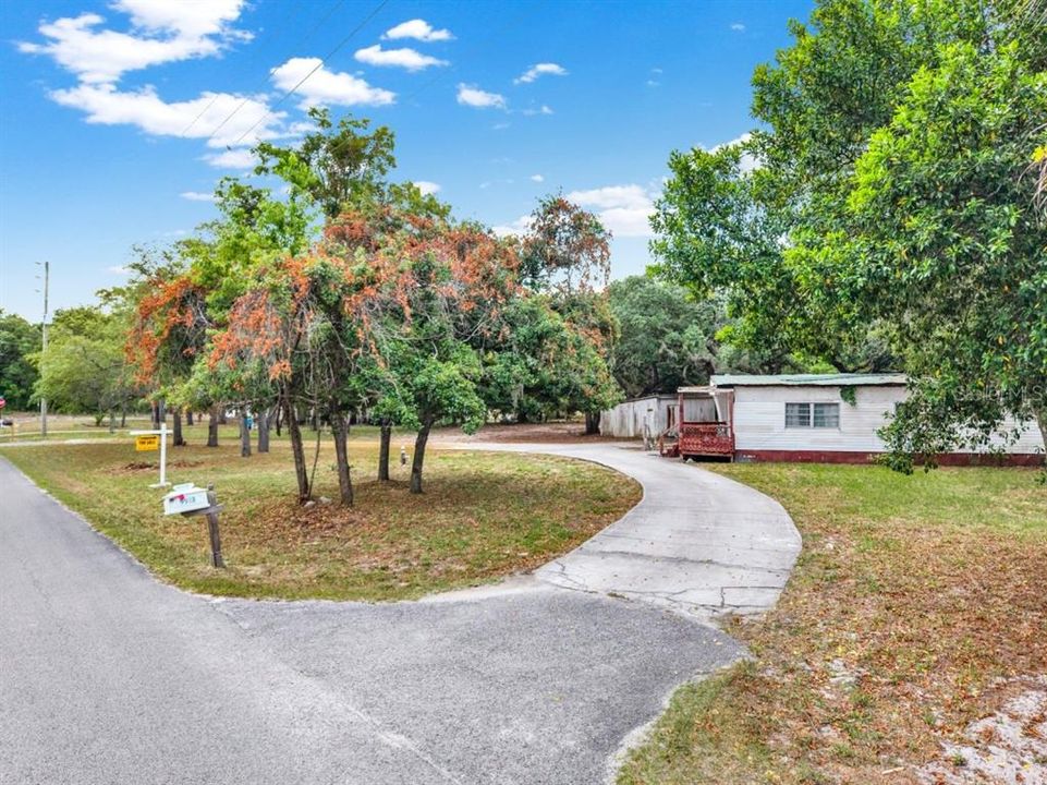 For Sale: $95,000 (3 beds, 2 baths, 1128 Square Feet)