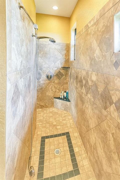 For Sale: $3,295,000 (3 beds, 4 baths, 2572 Square Feet)