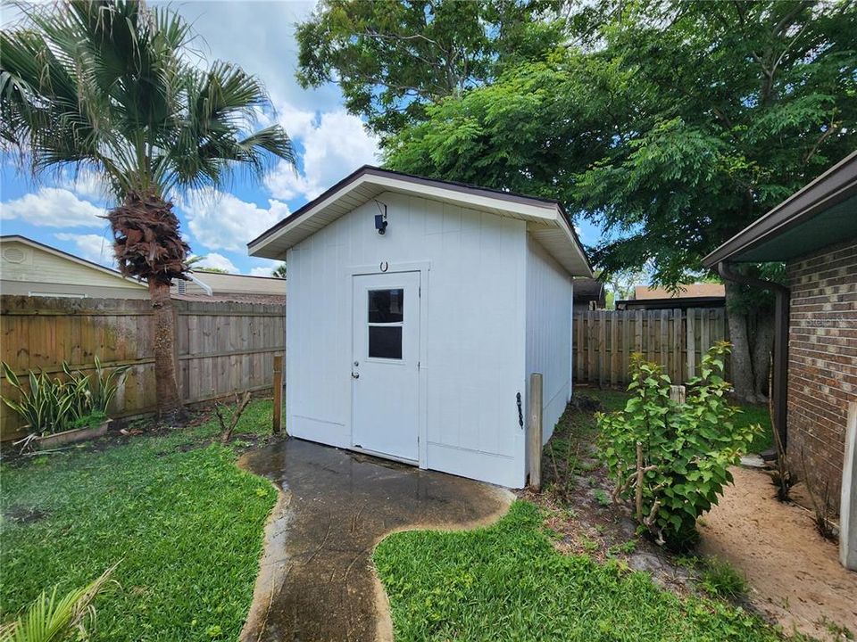 For Rent: $2,150 (3 beds, 2 baths, 1409 Square Feet)
