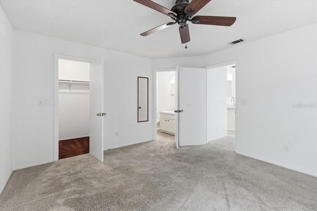 For Rent: $1,550 (3 beds, 2 baths, 1062 Square Feet)