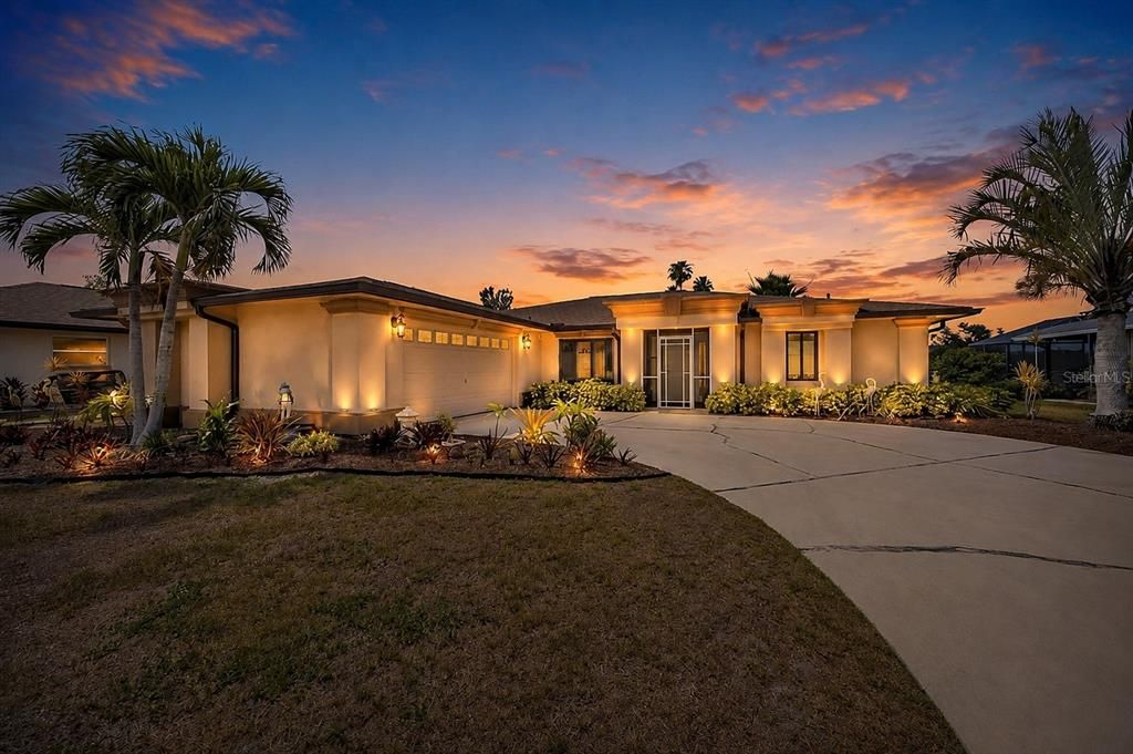 For Sale: $437,700 (4 beds, 3 baths, 2128 Square Feet)