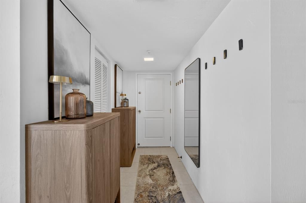 En Venta: $349,000 (2 camas, 2 baños, 1372 Pies cuadrados)