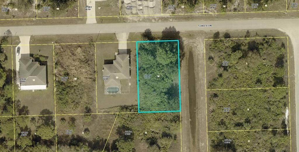For Sale: $29,999 (0.25 acres)