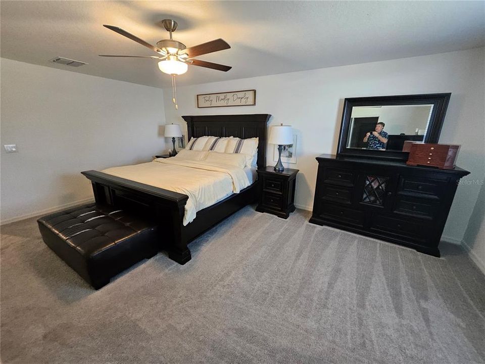 For Rent: $3,500 (6 beds, 3 baths, 3092 Square Feet)