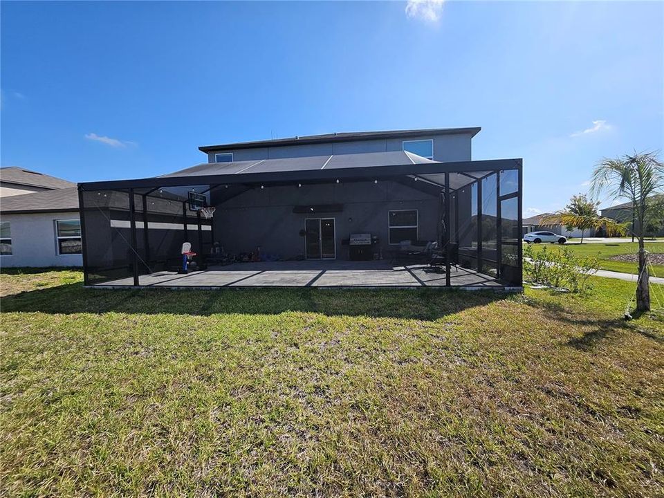 For Rent: $3,500 (6 beds, 3 baths, 3092 Square Feet)