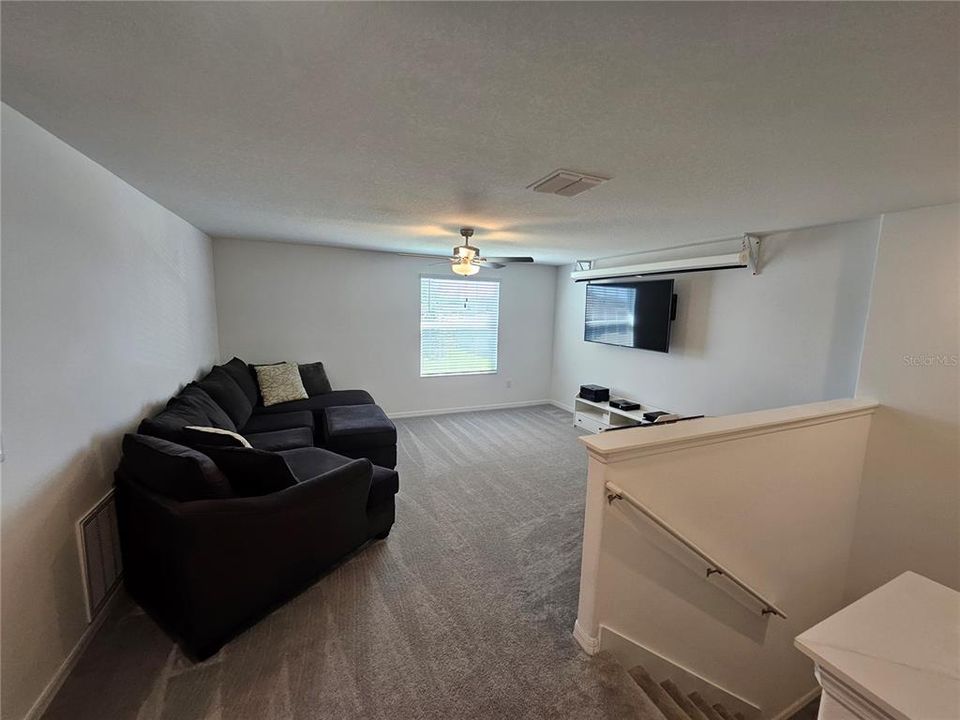 For Rent: $3,500 (6 beds, 3 baths, 3092 Square Feet)