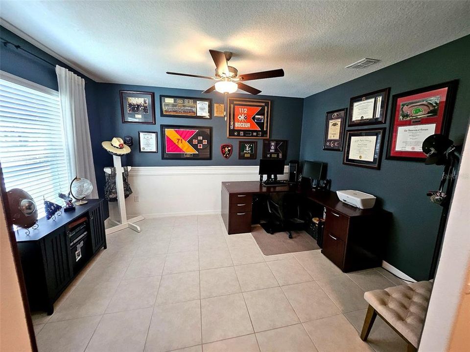For Rent: $3,500 (6 beds, 3 baths, 3092 Square Feet)