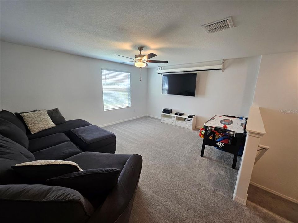 For Rent: $3,500 (6 beds, 3 baths, 3092 Square Feet)