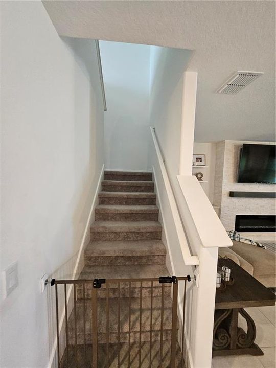 For Rent: $3,500 (6 beds, 3 baths, 3092 Square Feet)