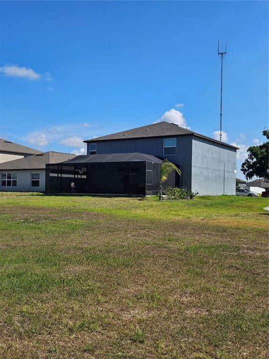 For Rent: $3,500 (6 beds, 3 baths, 3092 Square Feet)