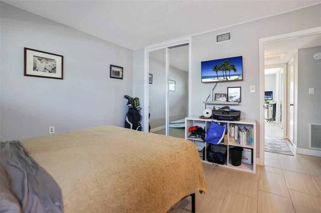 En Venta: $399,000 (2 camas, 1 baños, 1005 Pies cuadrados)