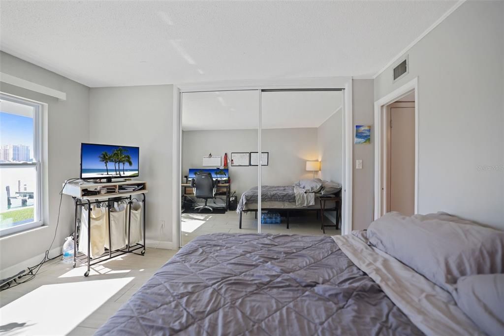 En Venta: $399,000 (2 camas, 1 baños, 1005 Pies cuadrados)