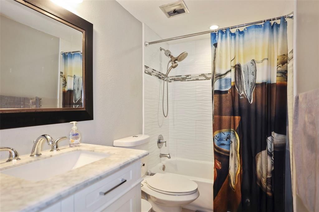 En Venta: $399,000 (2 camas, 1 baños, 1005 Pies cuadrados)