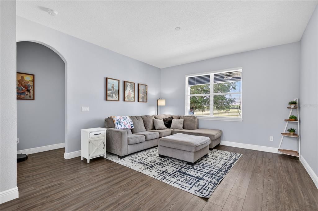 For Sale: $540,000 (4 beds, 3 baths, 2719 Square Feet)