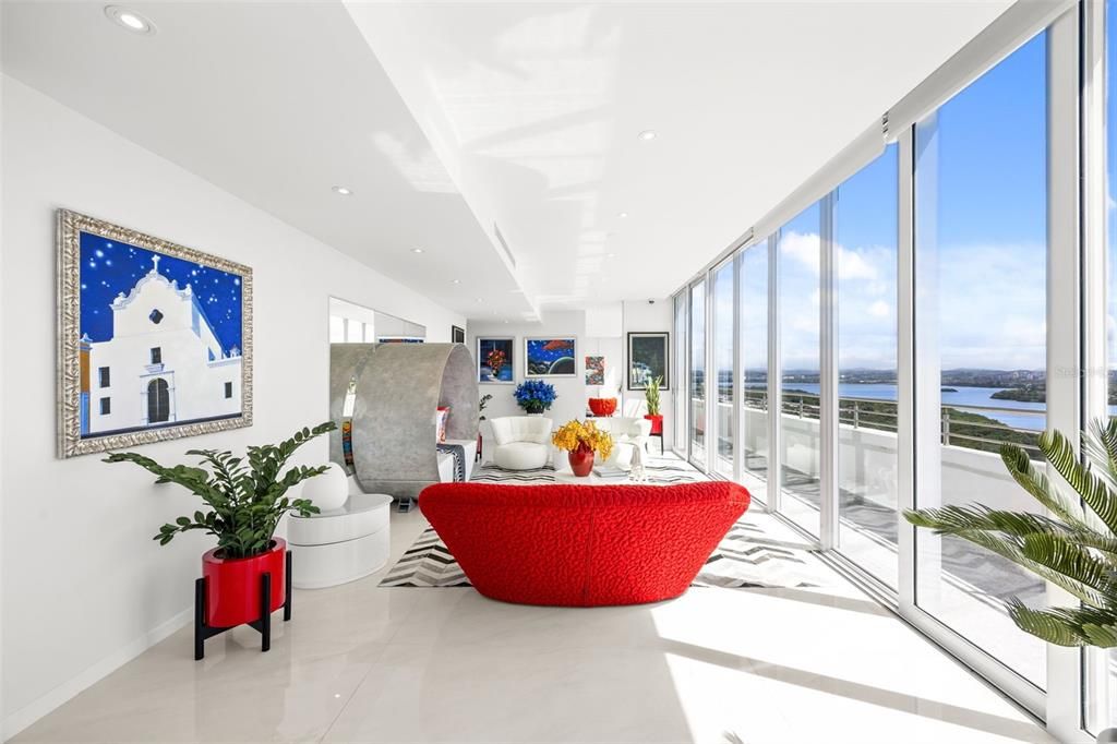 На продажу: $5,995,000 (5 спален, 5 ванн, 6149 Квадратных фут)