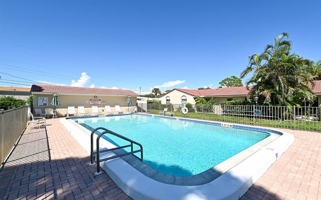 Activo con contrato: $179,900 (2 camas, 2 baños, 1008 Pies cuadrados)