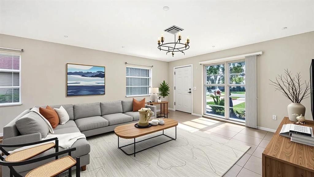 Activo con contrato: $179,900 (2 camas, 2 baños, 1008 Pies cuadrados)