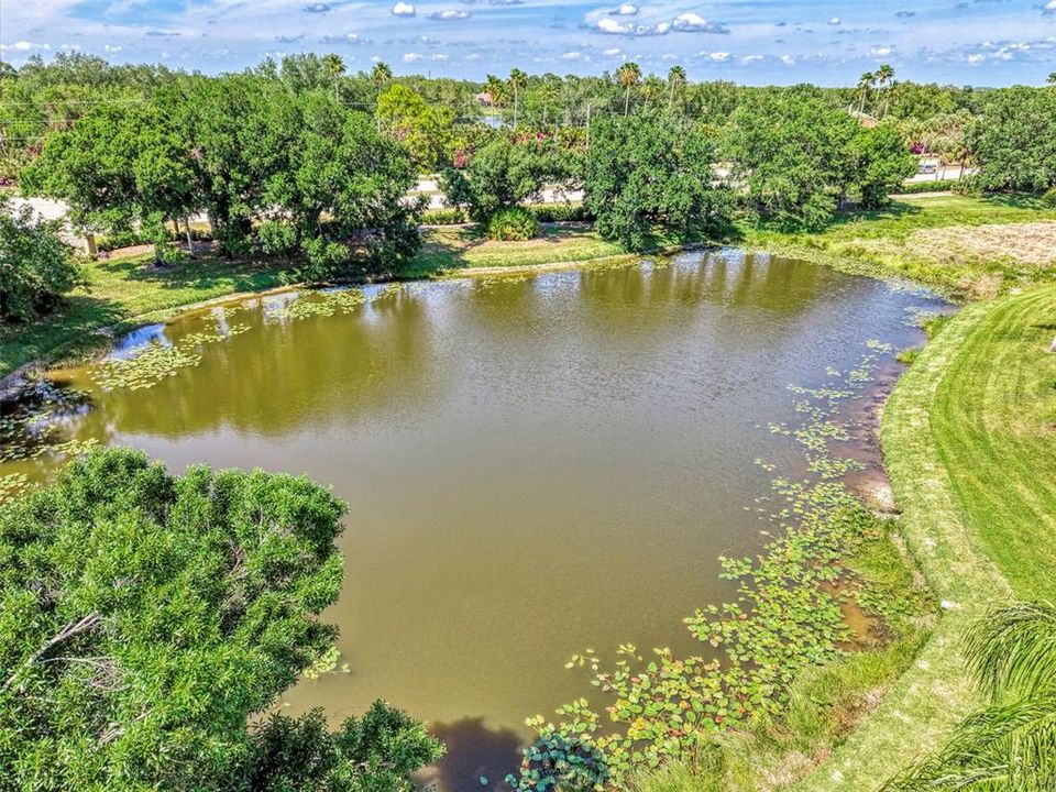 For Sale: $232,000 (2 beds, 2 baths, 1280 Square Feet)