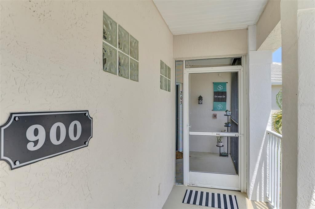 For Sale: $232,000 (2 beds, 2 baths, 1280 Square Feet)