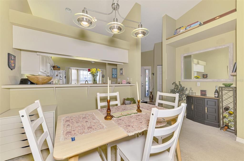 For Sale: $232,000 (2 beds, 2 baths, 1280 Square Feet)