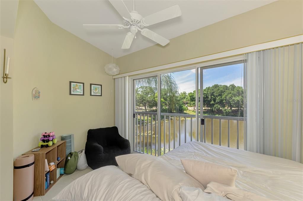 For Sale: $232,000 (2 beds, 2 baths, 1280 Square Feet)