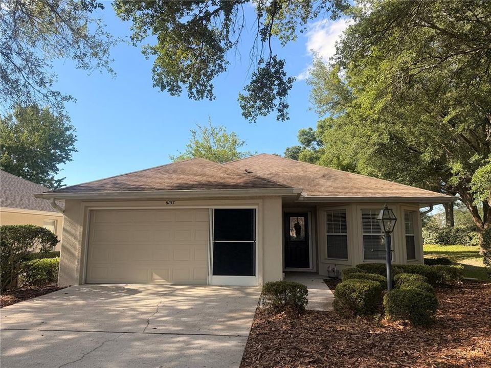 For Sale: $215,000 (2 beds, 2 baths, 1237 Square Feet)