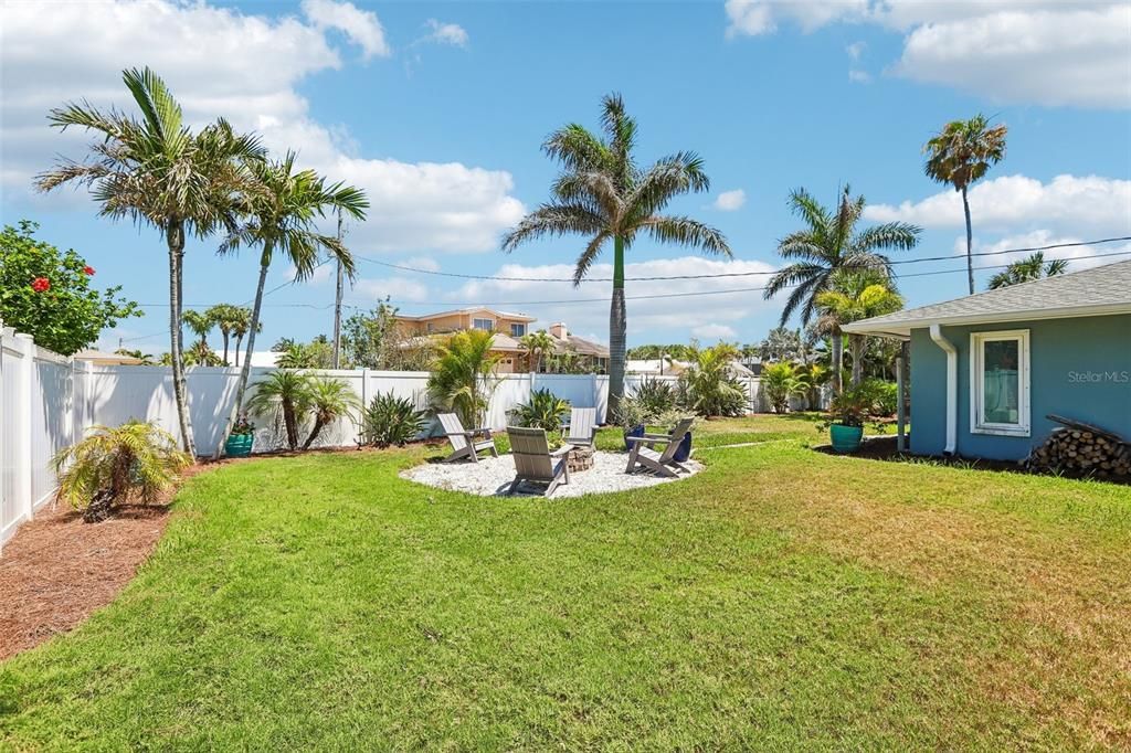 For Sale: $1,169,999 (4 beds, 3 baths, 2104 Square Feet)