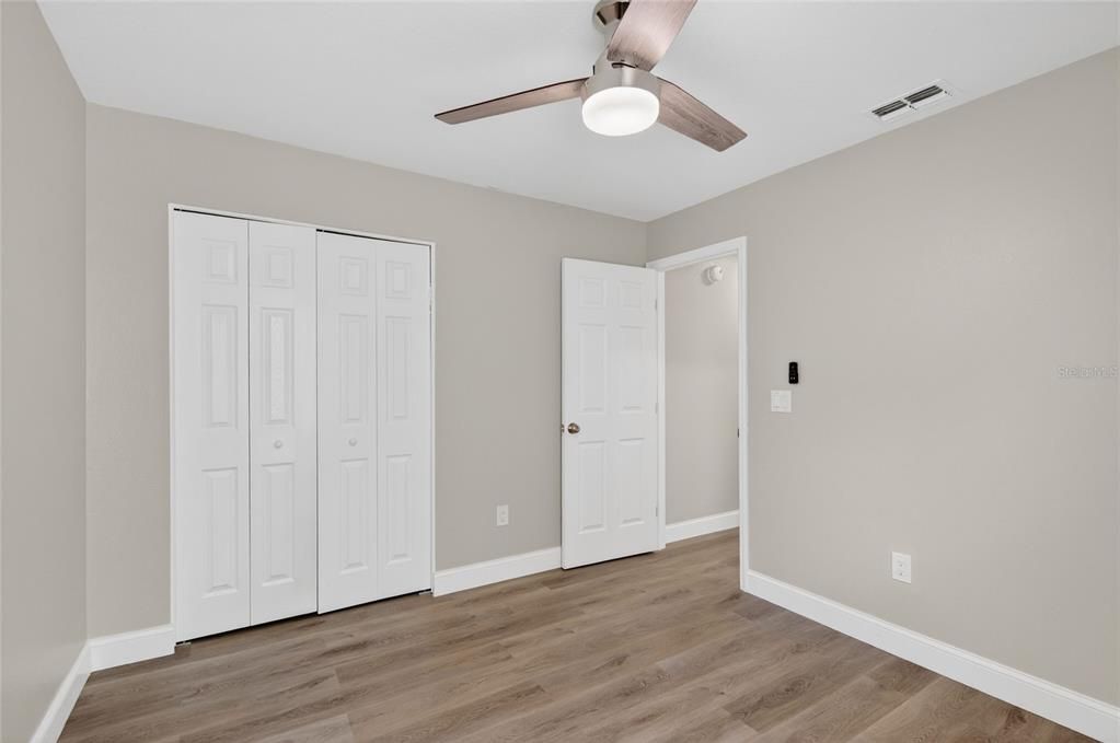Activo con contrato: $350,000 (3 camas, 2 baños, 1495 Pies cuadrados)