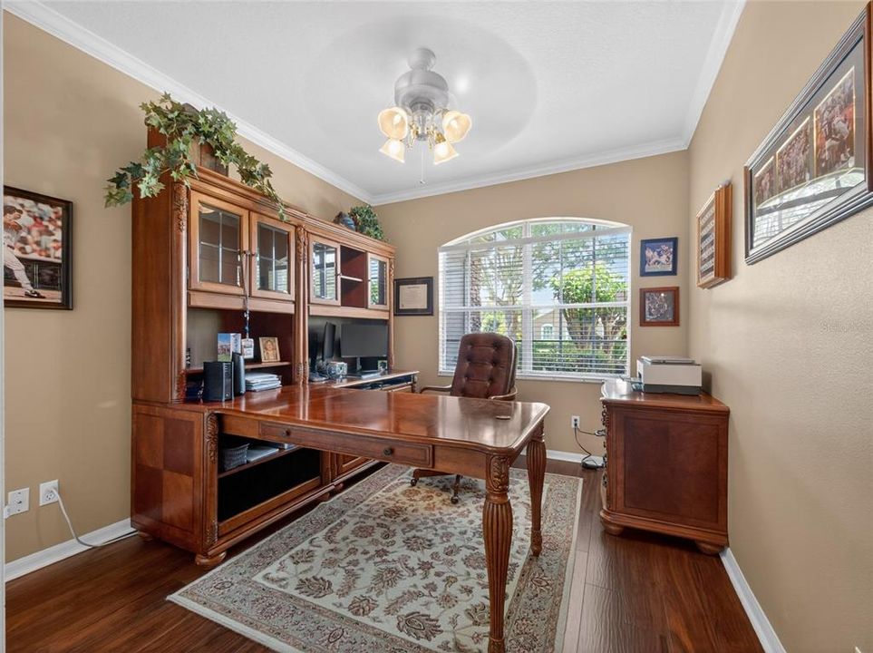 For Sale: $915,000 (5 beds, 4 baths, 3412 Square Feet)