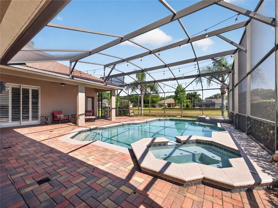 For Sale: $915,000 (5 beds, 4 baths, 3412 Square Feet)