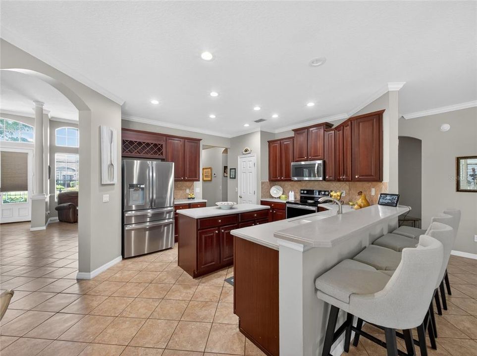 For Sale: $915,000 (5 beds, 4 baths, 3412 Square Feet)