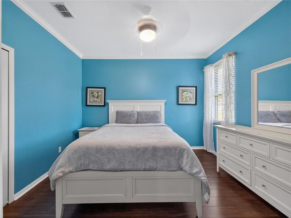 For Sale: $915,000 (5 beds, 4 baths, 3412 Square Feet)