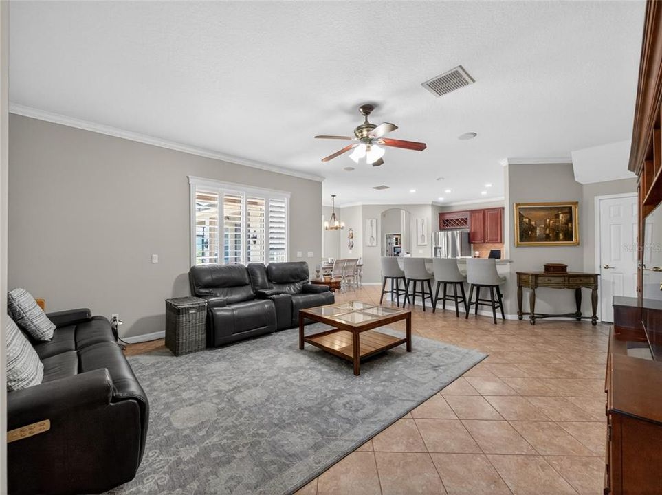 For Sale: $915,000 (5 beds, 4 baths, 3412 Square Feet)