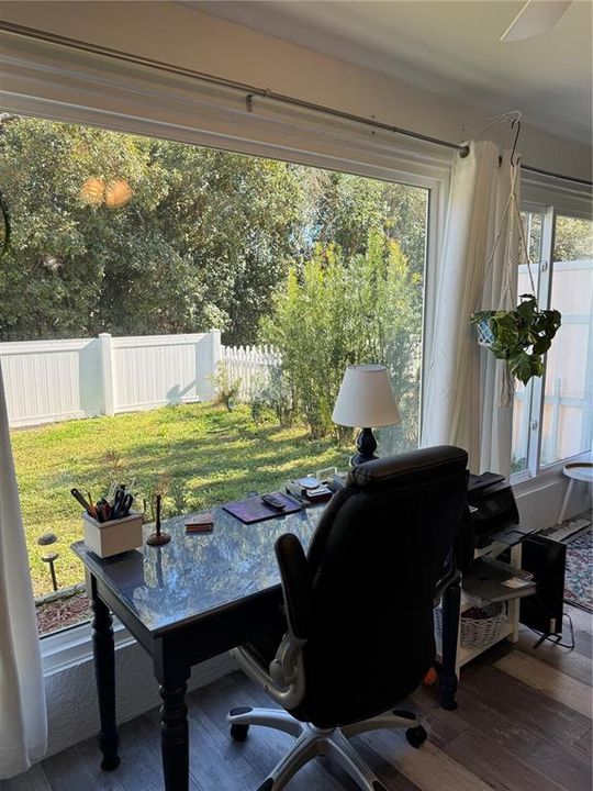 Active With Contract: $229,900 (2 beds, 2 baths, 1541 Square Feet)