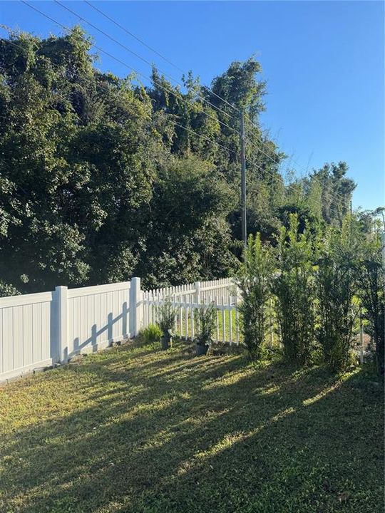 Active With Contract: $229,900 (2 beds, 2 baths, 1541 Square Feet)