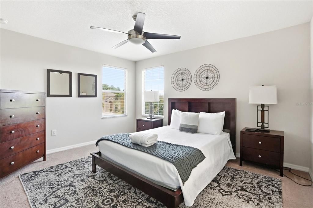 Active With Contract: $485,000 (6 beds, 4 baths, 2874 Square Feet)
