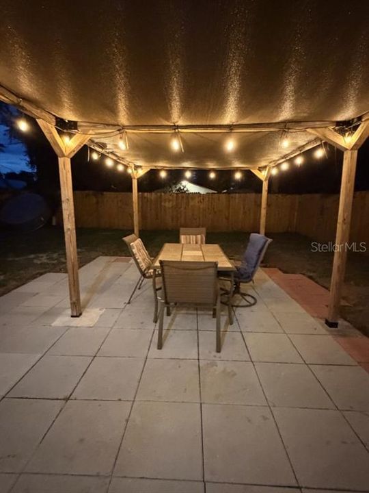 Activo con contrato: $149,900 (2 camas, 1 baños, 756 Pies cuadrados)