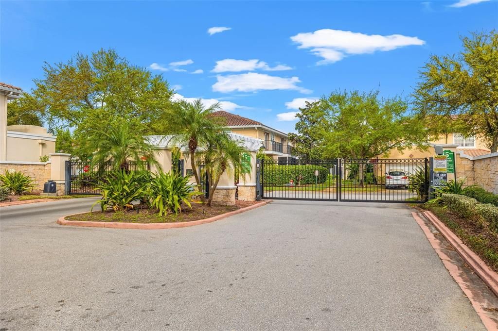 For Sale: $525,000 (3 beds, 2 baths, 2085 Square Feet)