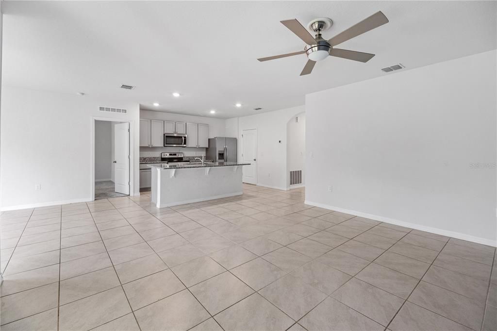 Active With Contract: $349,000 (3 beds, 2 baths, 1690 Square Feet)