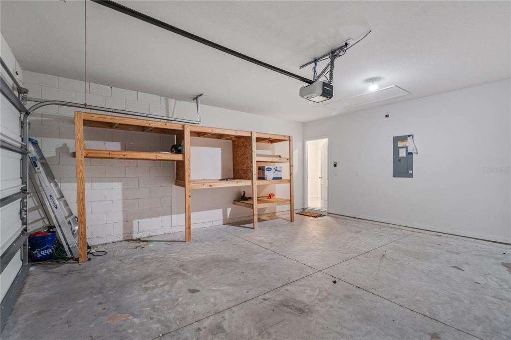 Active With Contract: $349,000 (3 beds, 2 baths, 1690 Square Feet)