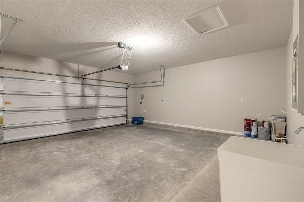 For Sale: $475,000 (4 beds, 3 baths, 2239 Square Feet)